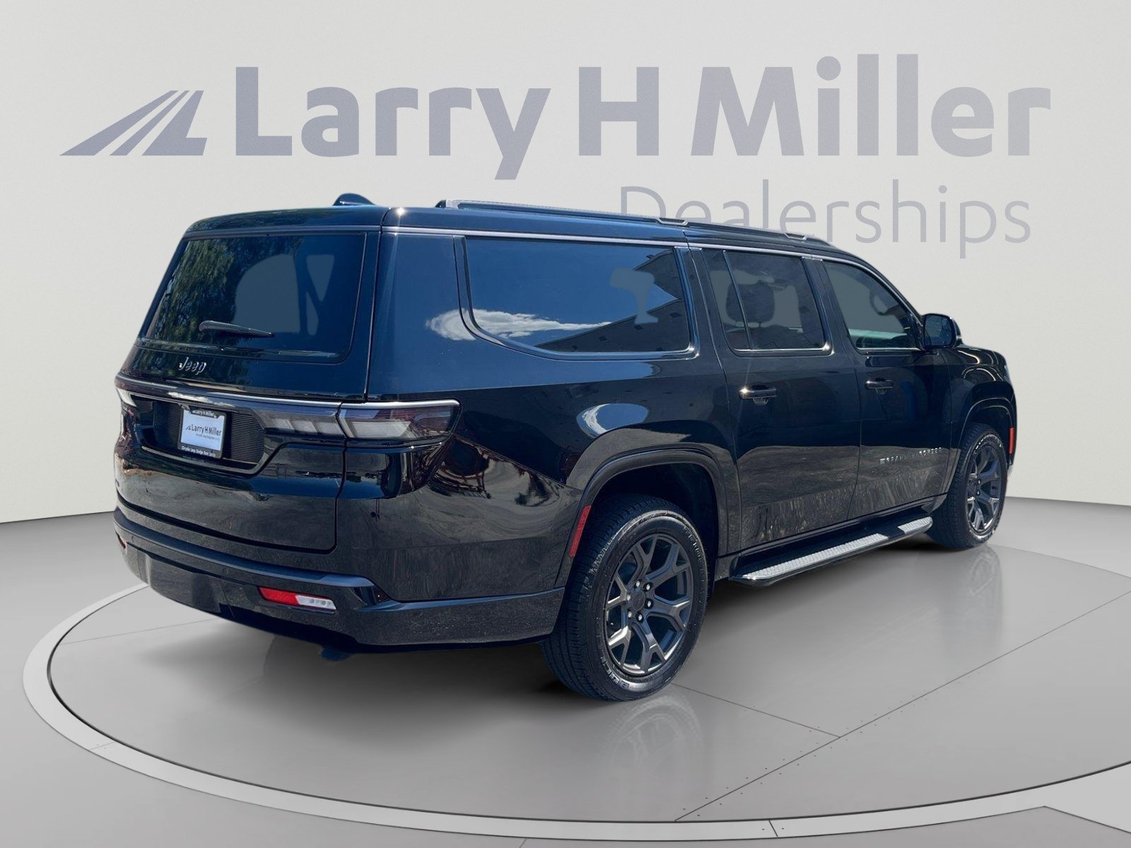 New 2026 Jeep Grand Wagoneer L Limited AWD/4WD image 5