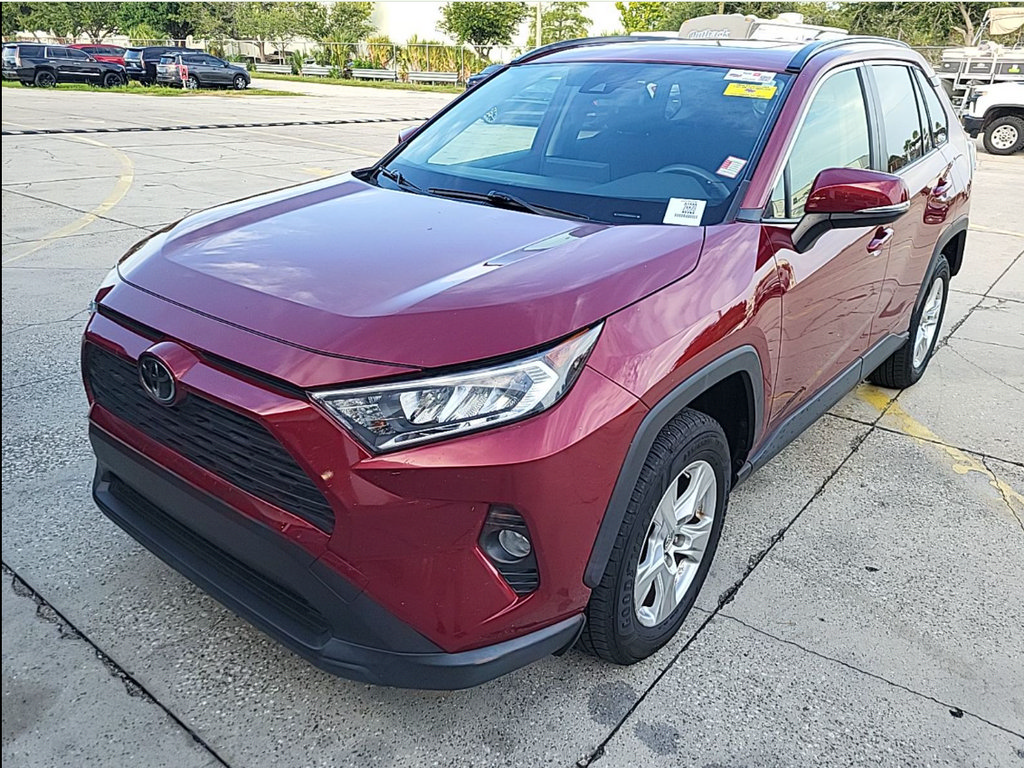 Used 2019 Toyota RAV4 XLE w/ Convenience Package FWD video 1