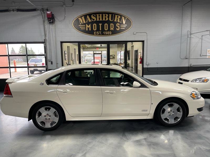 Used 2009 Chevrolet Impala SS w/ Convenience Package FWD image 9