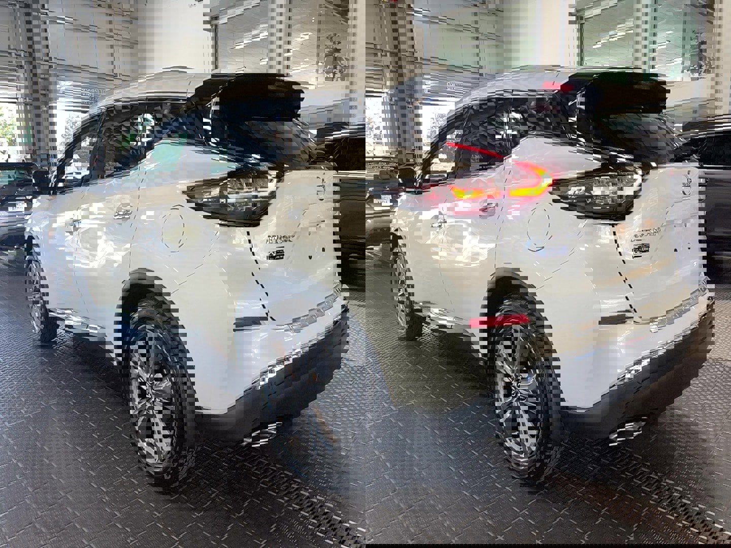 Used 2024 Nissan Murano Platinum w/ Cargo Package image 20