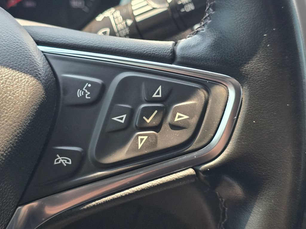 Used 2023 Chevrolet Equinox LT FWD image 30