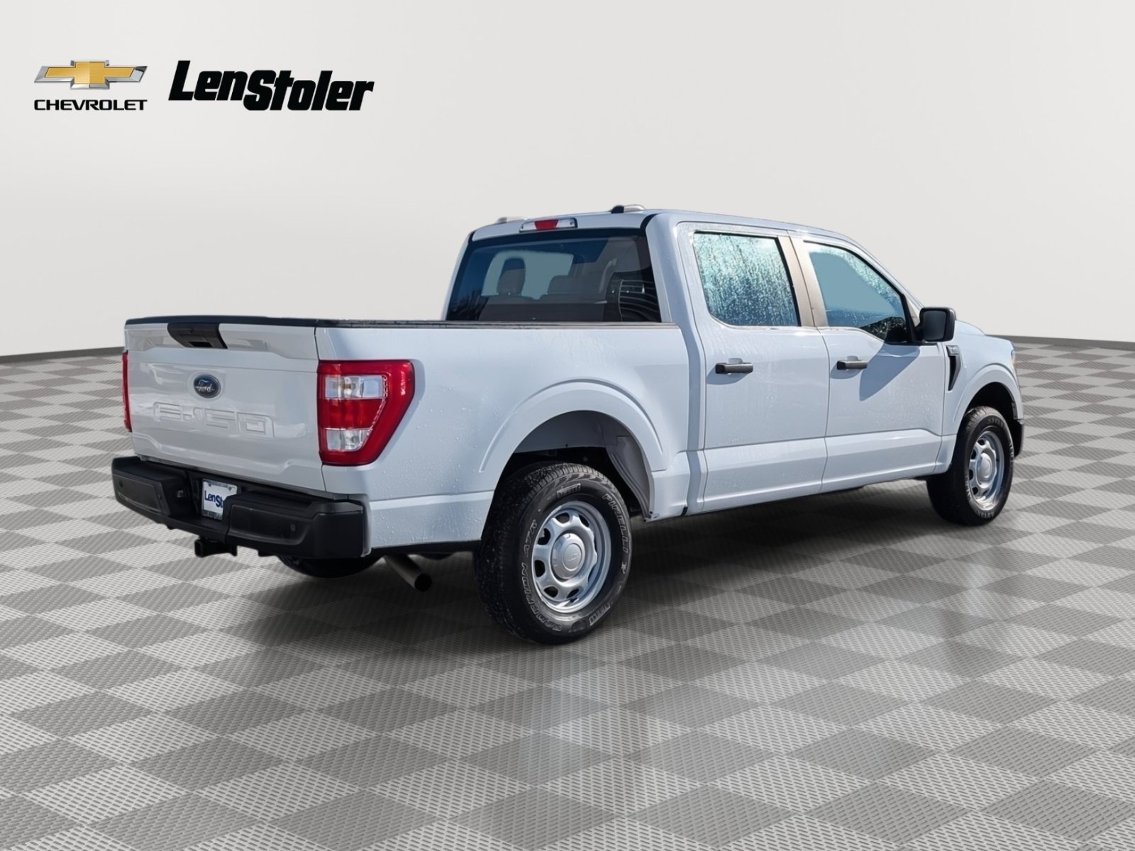 Used 2021 Ford F150 XL w/ Trailer Tow Package image 5