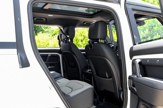 New 2026 Land Rover Defender 110 X-Dynamic SE AWD/4WD image 46