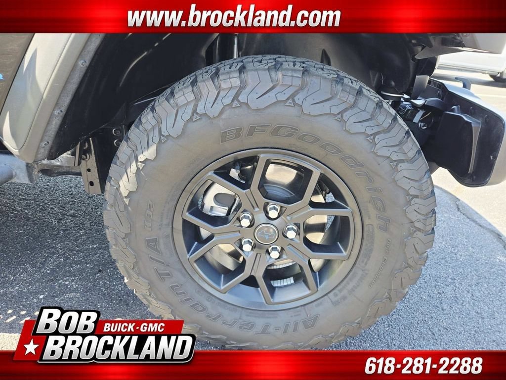Used 2024 Jeep Wrangler Unlimited AWD/4WD image 18