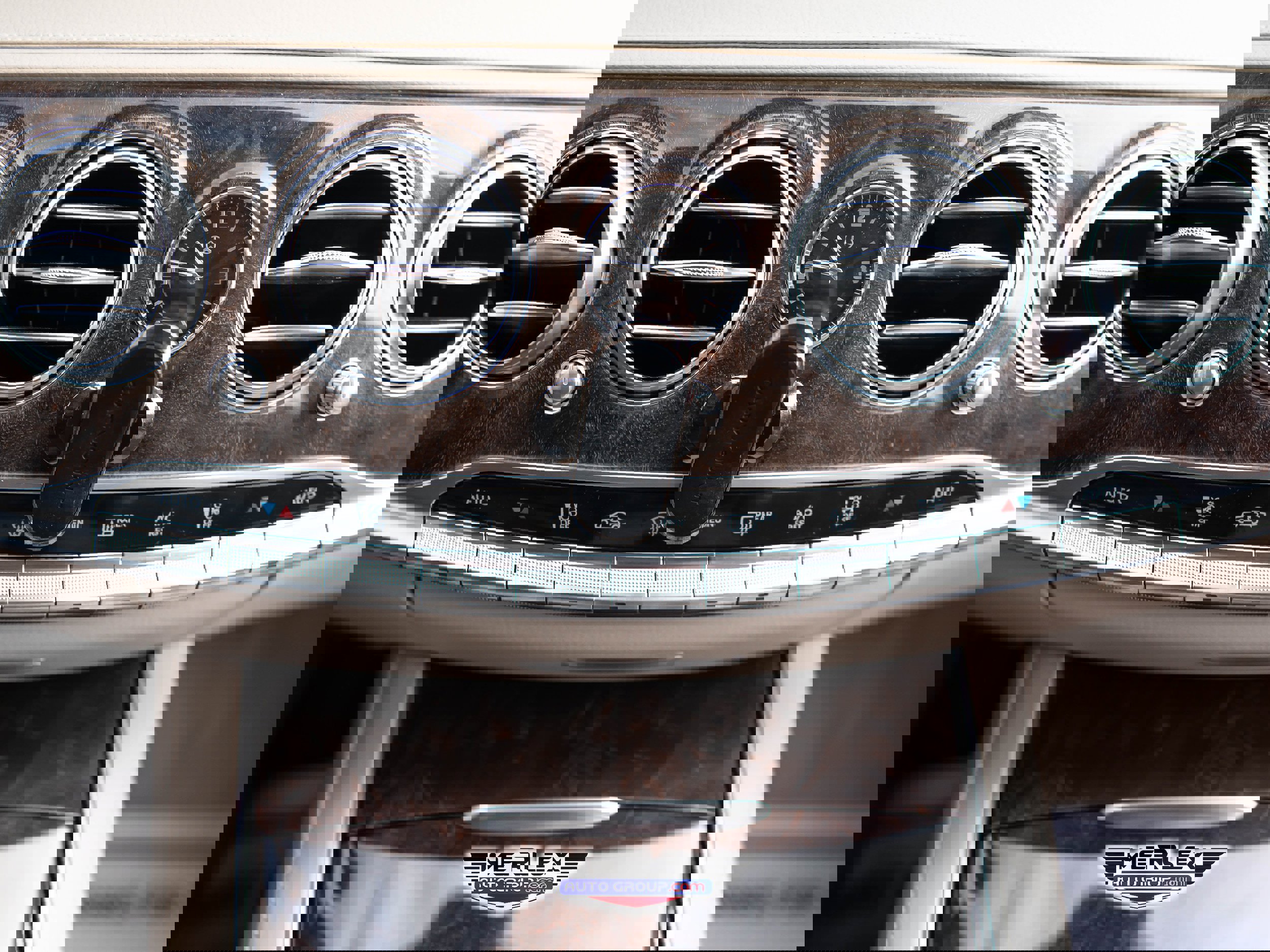 Used 2019 Mercedes-Benz S 560 4MATIC Sedan image 32