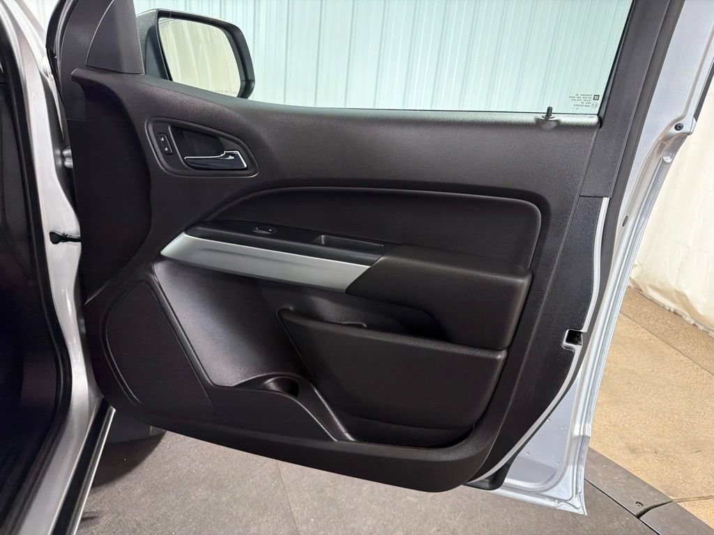 Certified 2016 Chevrolet Colorado LT w/ LT Convenience Package AWD/4WD image 16