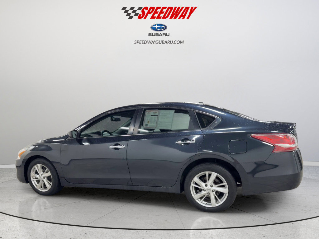 Used 2013 Nissan Altima 2.5 SV FWD image 9