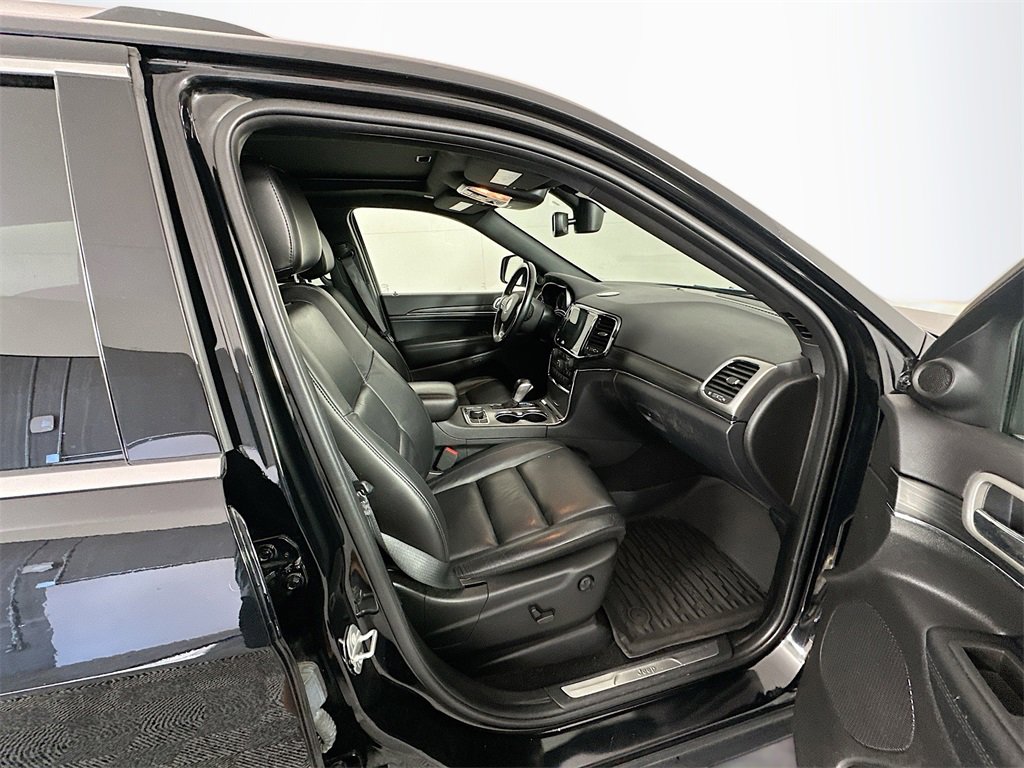 Used 2021 Jeep Grand Cherokee Limited image 29