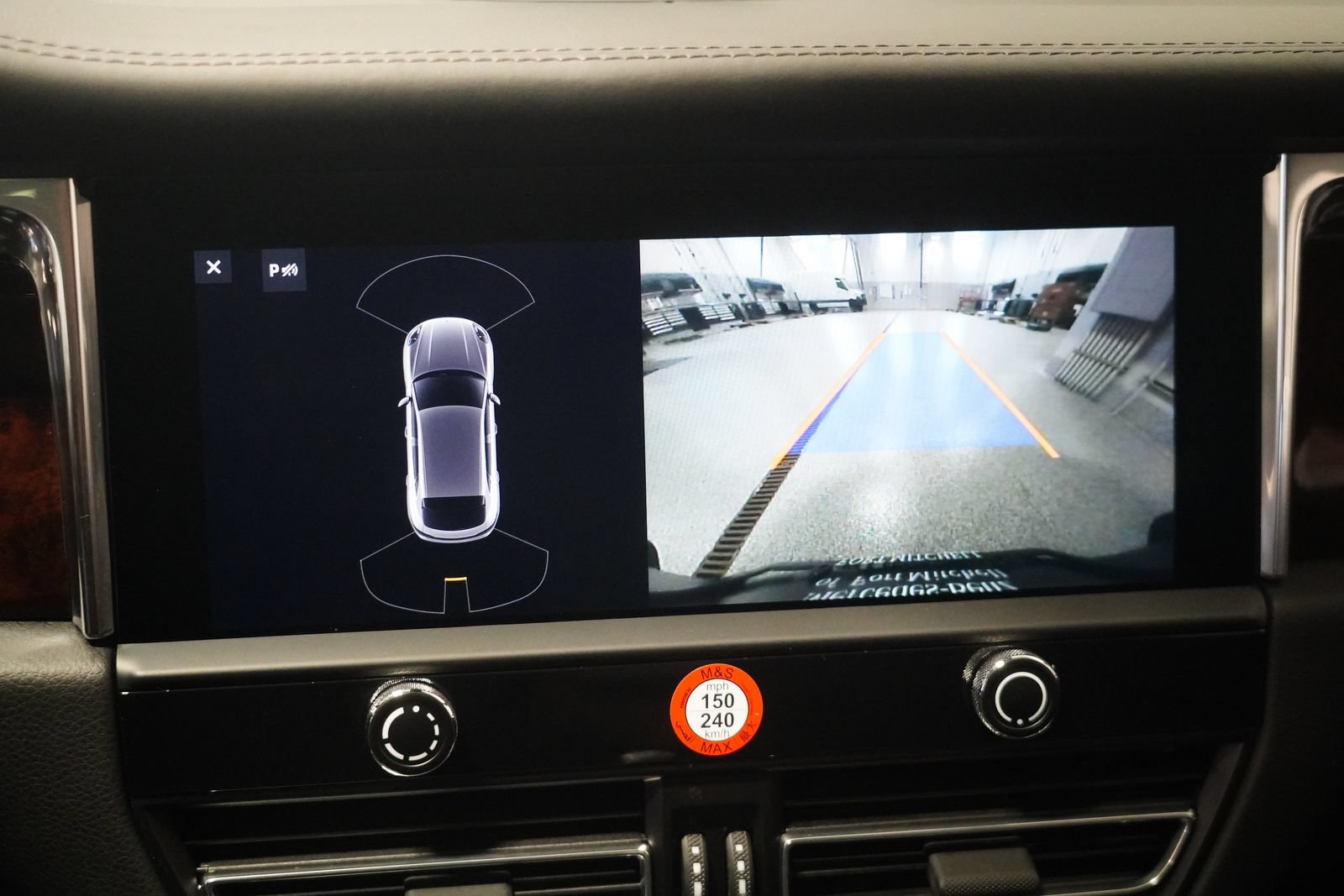 Used 2024 Porsche Macan S AWD/4WD image 24