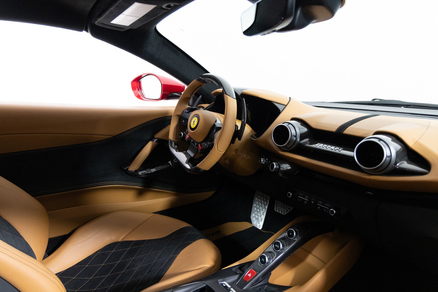 Used 2022 Ferrari 812 GTS RWD image 34