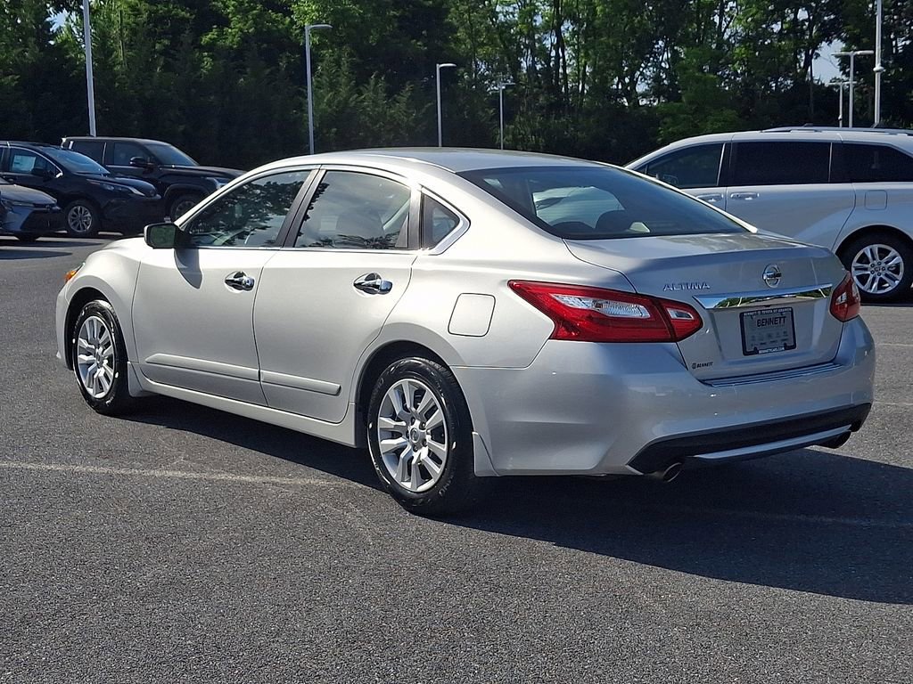 Used 2017 Nissan Altima 2.5 S w/ Power Driver Seat Package FWD image 6