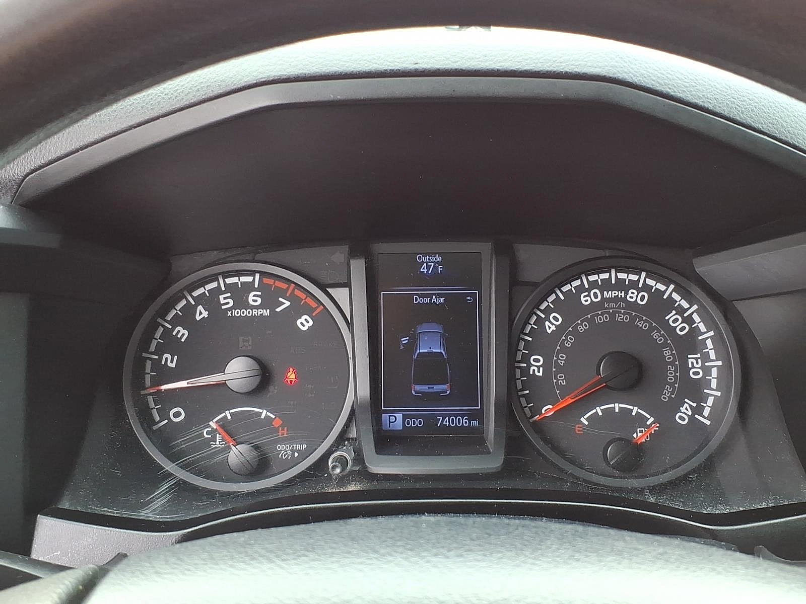 Used 2020 Toyota Tacoma SR AWD/4WD image 16