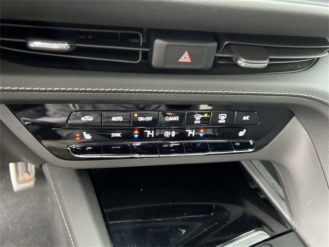 Certified 2023 Buick Envision Essence w/ Sport Touring Package image 17