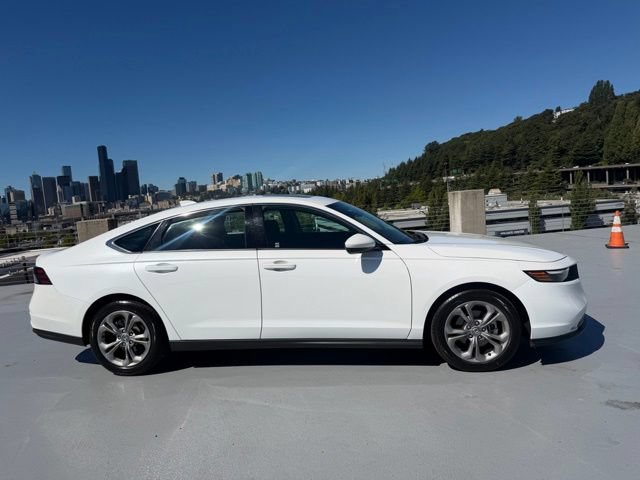 Certified 2023 Honda Accord EX image 3