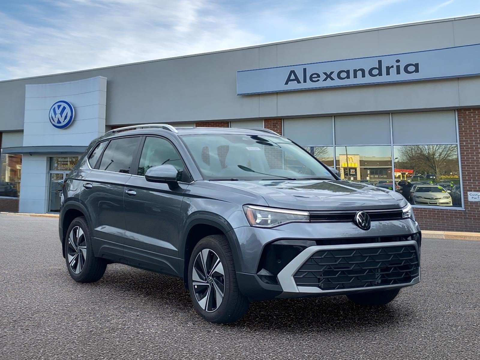 New 2026 Volkswagen Taos SE
