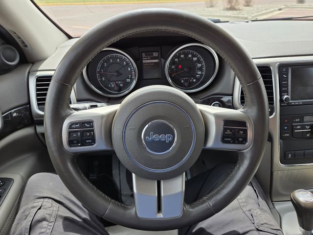 Used 2011 Jeep Grand Cherokee Laredo AWD/4WD image 17