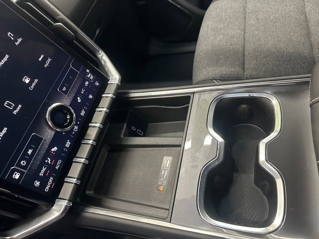 Used 2025 GMC Acadia Elevation image 34