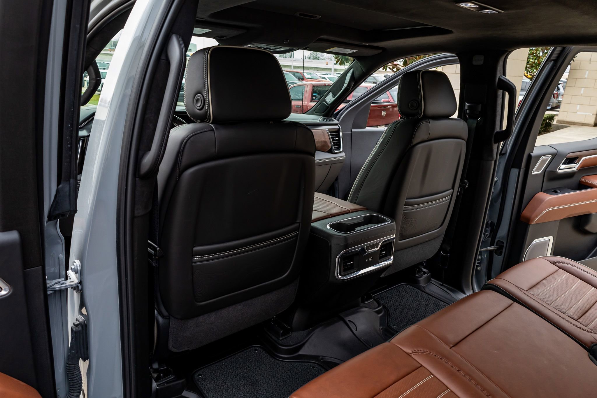 Used 2025 GMC Sierra 1500 Denali Ultimate image 34