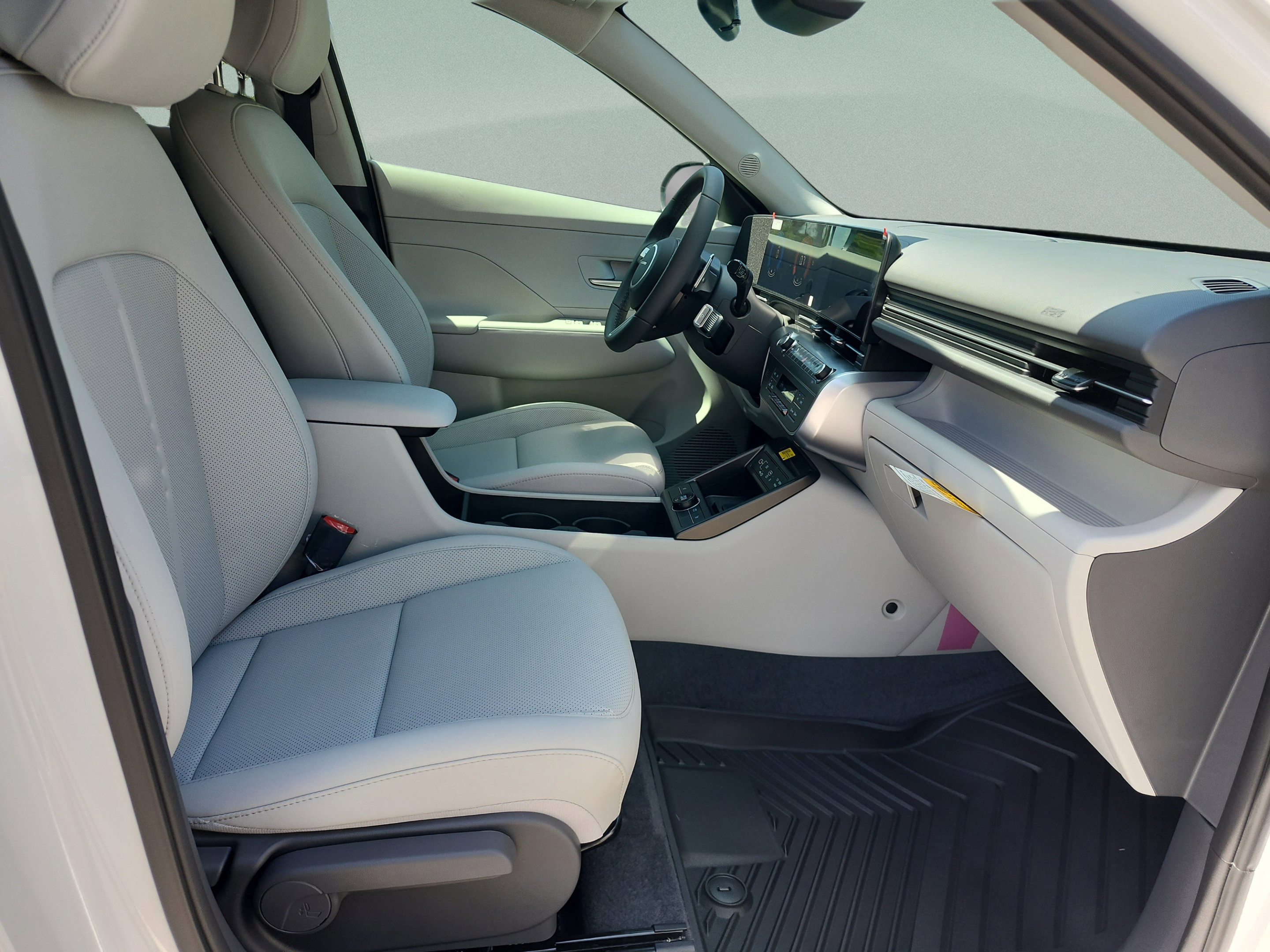 New 2026 Hyundai Kona SEL Premium FWD image 19