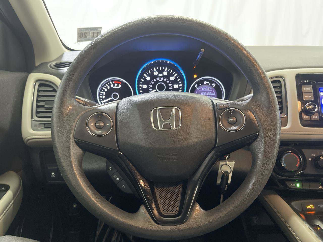Used 2021 Honda HR-V LX image 14