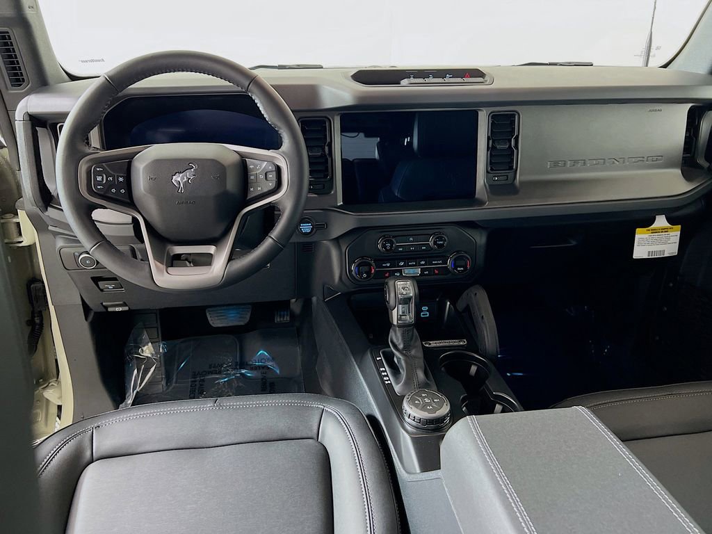 New 2025 Ford Bronco Big Bend w/ Black Diamond Package image 26