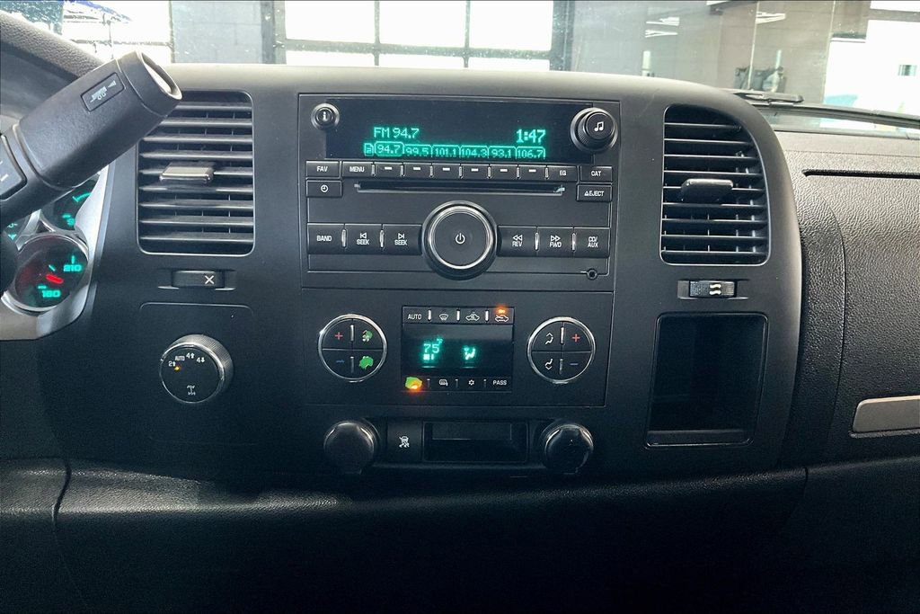 Used 2011 Chevrolet Silverado 1500 LT w/ All-Star Edition AWD/4WD image 14