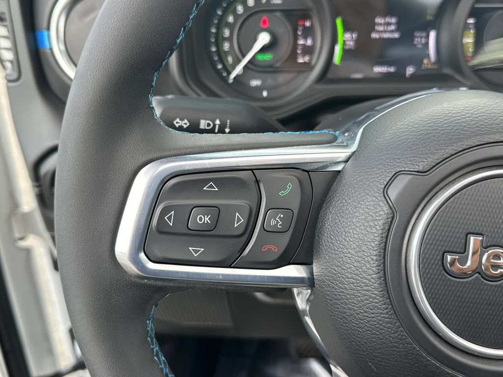 Used 2024 Jeep Wrangler High Altitude AWD/4WD image 25