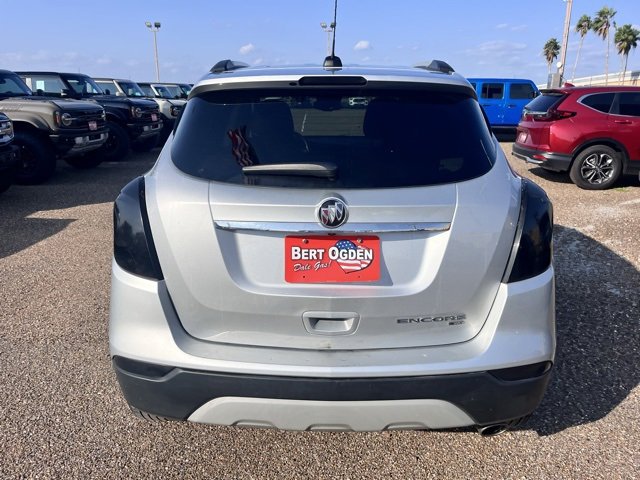 Used 2022 Buick Encore Preferred w/ Safety Package image 5