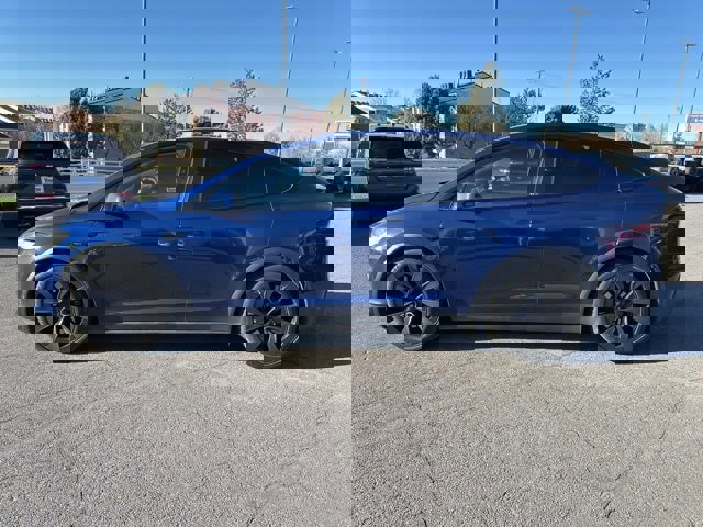 Used 2022 Tesla Model X Plaid image 4