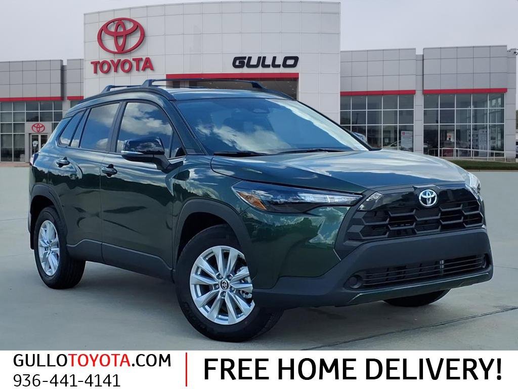 New 2026 Toyota Corolla Cross LE