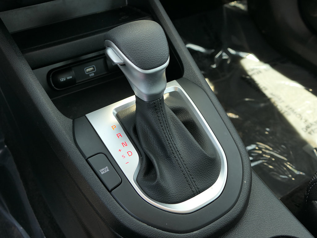 Used 2024 Kia Forte LXS w/ LXS Technology Package FWD image 21