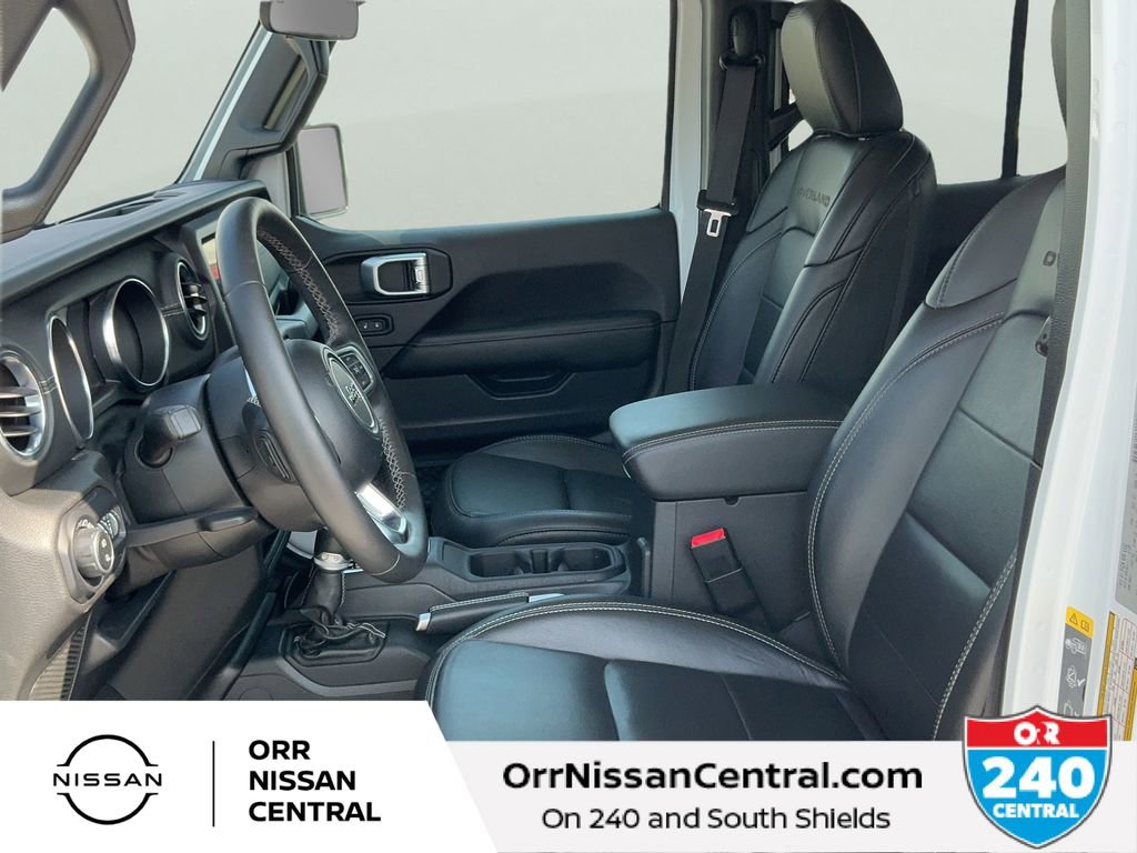 Used 2020 Jeep Gladiator Overland w/ Cold Weather Group image 17