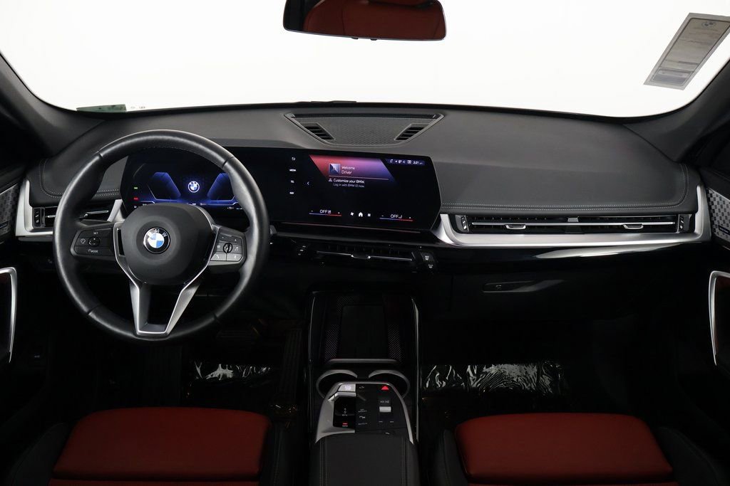 Used 2025 BMW X1 xDrive28i w/ Convenience Package image 8