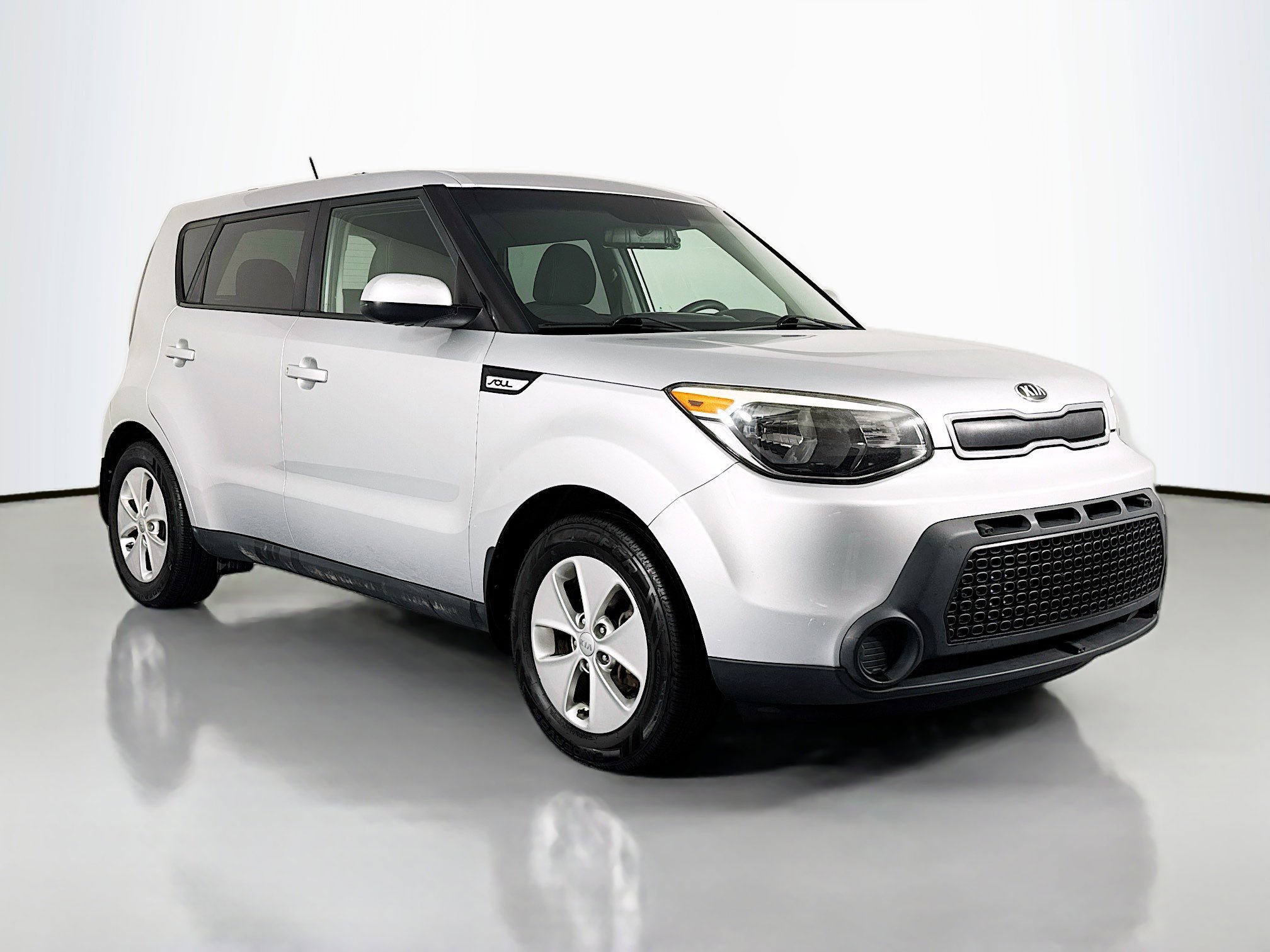 Used 2016 Kia Soul Base image 3
