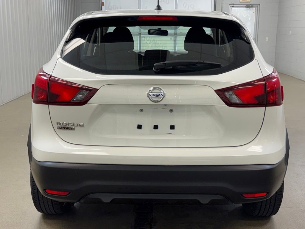 Used 2016 Nissan Rogue S w/ Appearance Package image 6