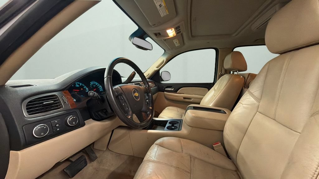 Used 2007 Chevrolet Tahoe LT w/ LT Preferred Equipment Group AWD/4WD image 13