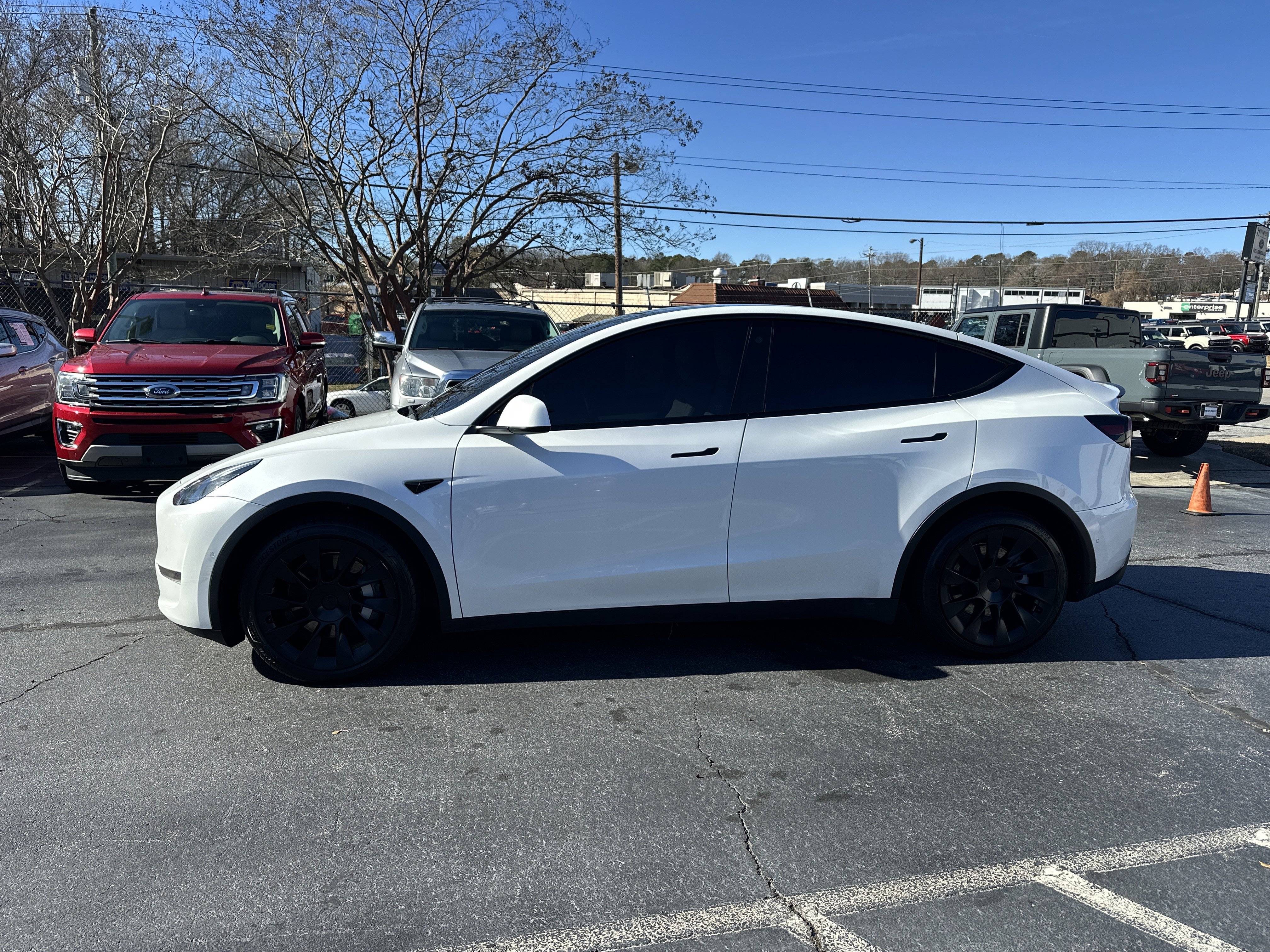 Used 2022 Tesla Model Y Long Range image 6