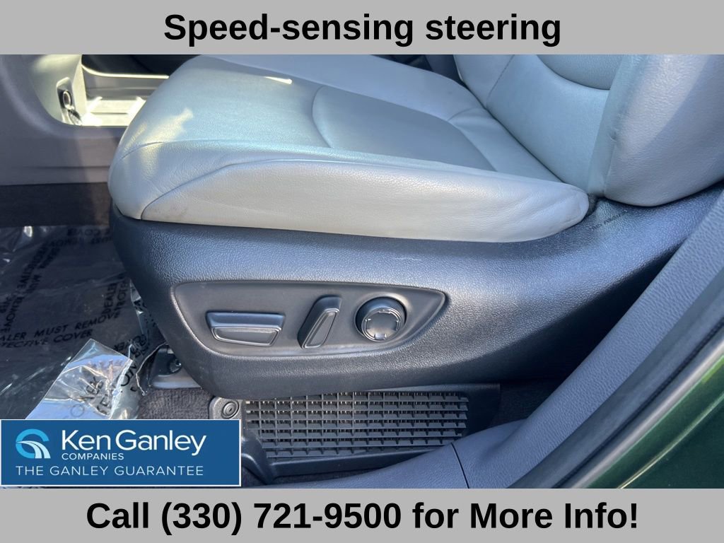 Used 2023 Toyota Sienna XLE image 28