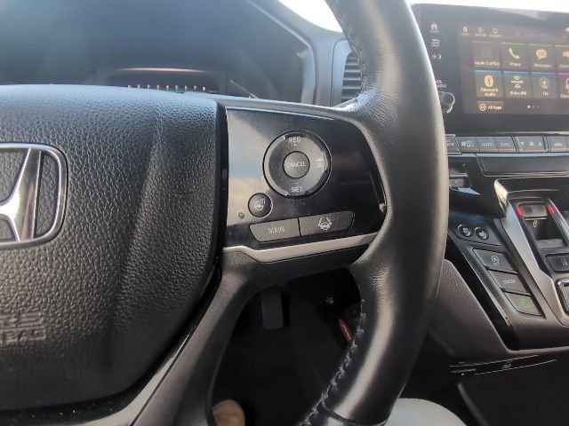 Used 2018 Honda Odyssey Elite image 16