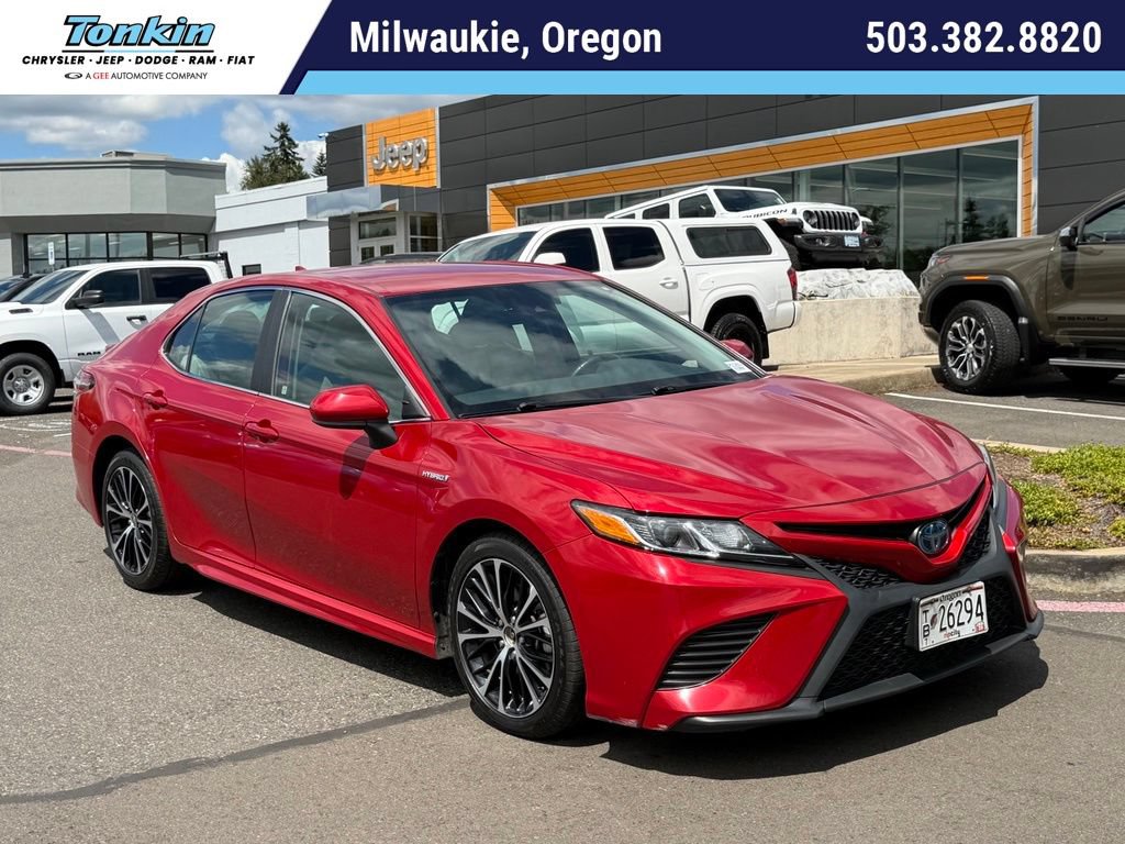 Used 2020 Toyota Camry SE