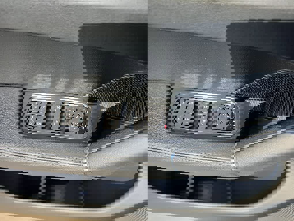 Used 2021 Porsche Cayenne AWD/4WD image 21