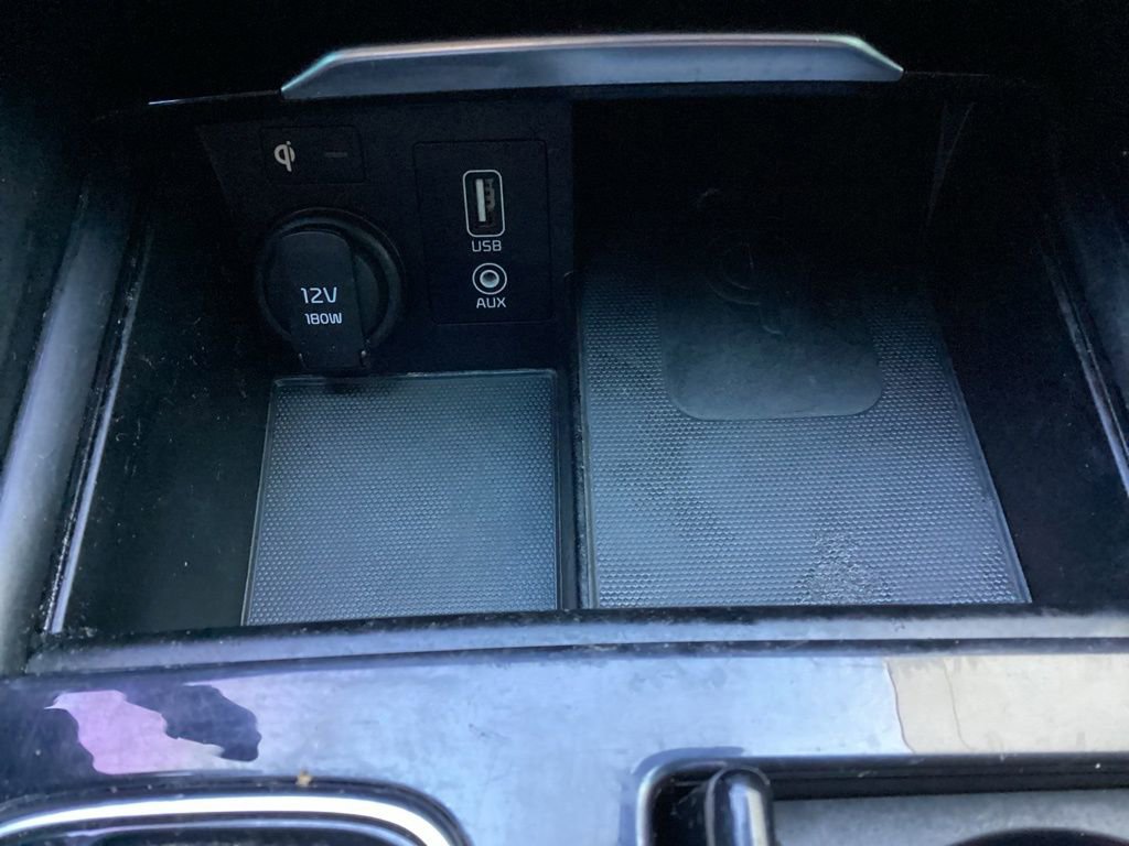 Used 2019 Kia Cadenza Technology image 19