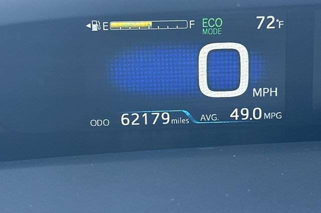 Used 2017 Toyota Prius Three FWD image 29
