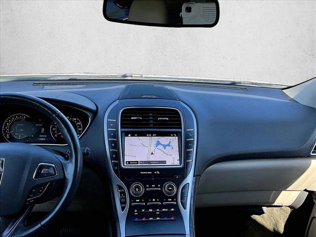 Used 2018 Lincoln MKX Reserve w/ Driver Assistance Package AWD/4WD image 8