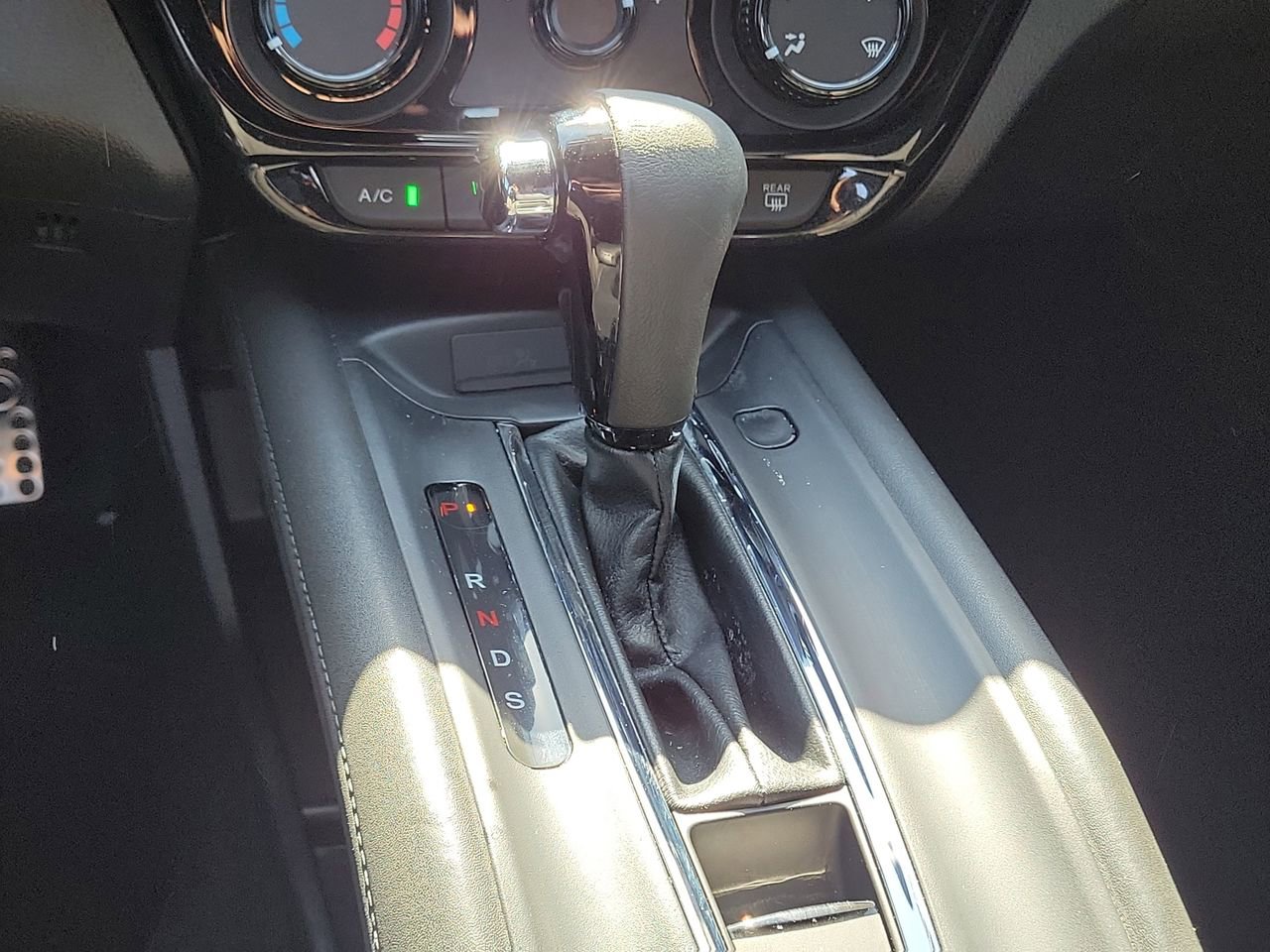 Used 2019 Honda HR-V Sport image 19
