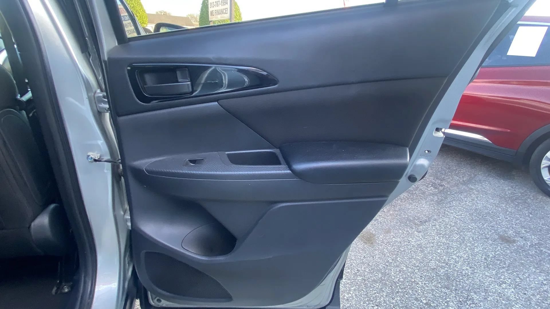 Used 2020 Mitsubishi Eclipse Cross ES FWD image 17