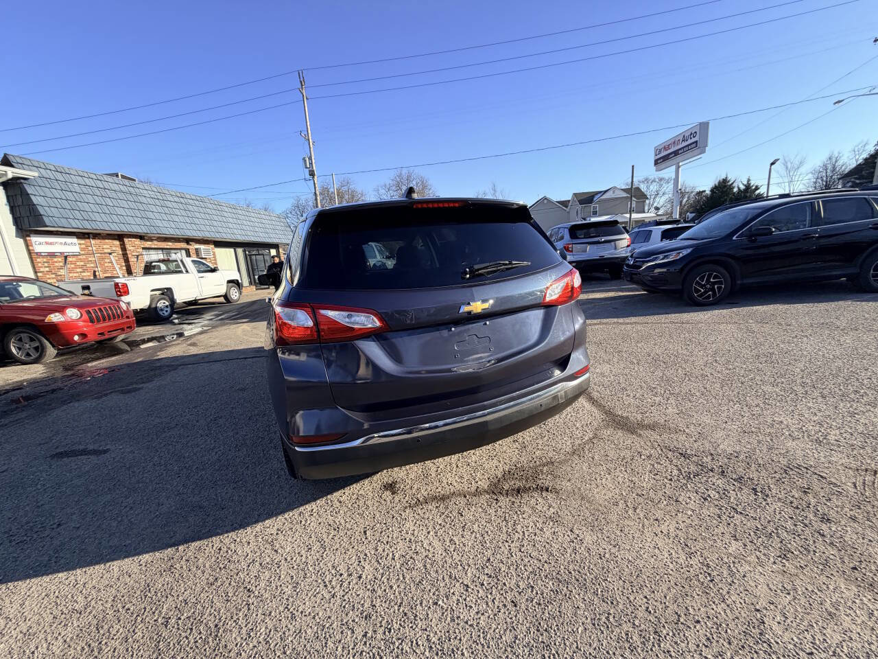 Used 2018 Chevrolet Equinox LT FWD image 11