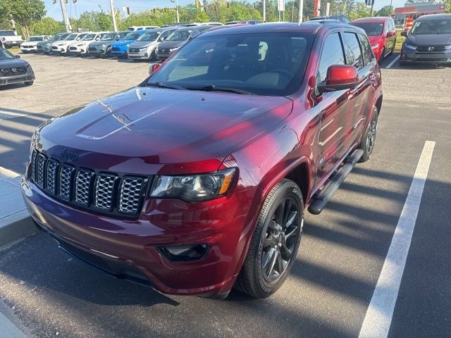 Used 2021 Jeep Grand Cherokee Laredo X image 4