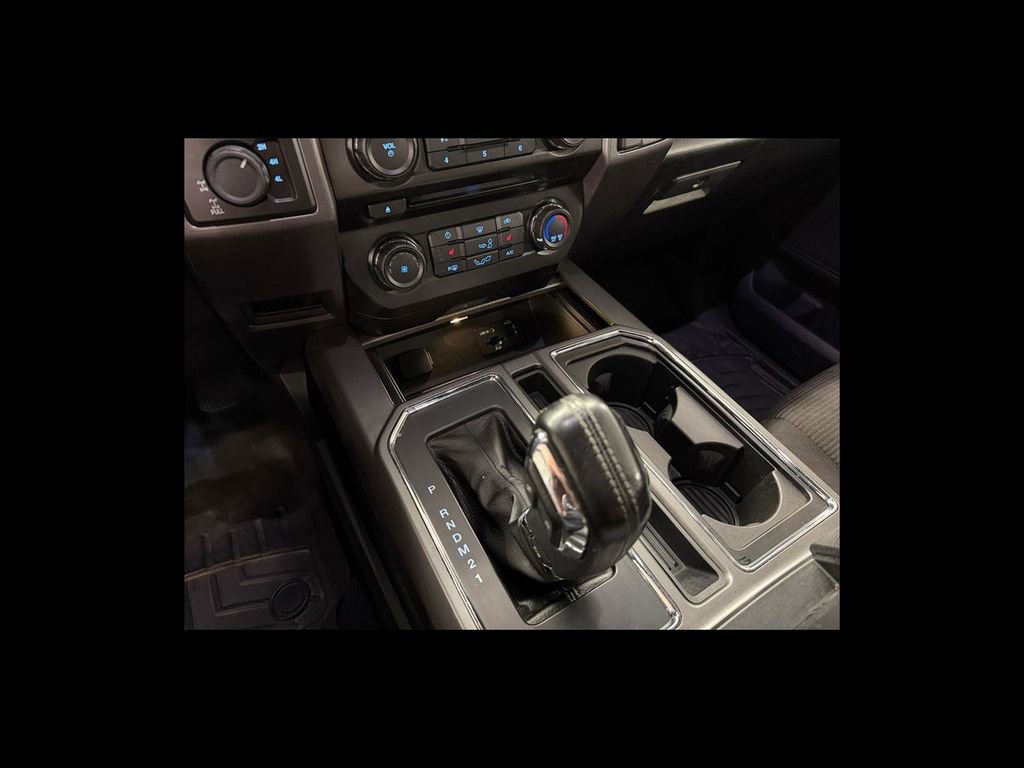 Used 2015 Ford F150 XLT w/ Equipment Group 302A Luxury AWD/4WD image 24