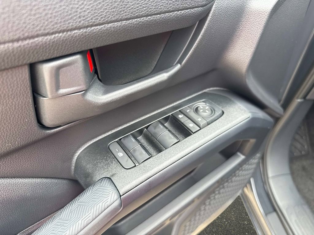 New 2026 Toyota 4Runner SR5 AWD/4WD image 18